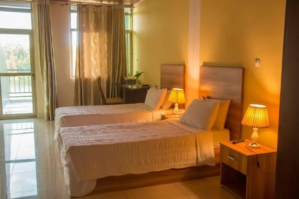 Twin and Intimate Room With Nice Balcony - View on the Lake