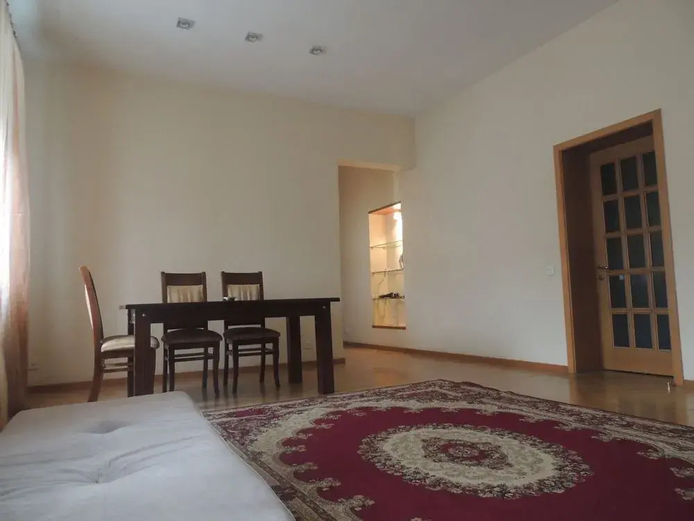 Apartment on Heydar Aliyev Ave