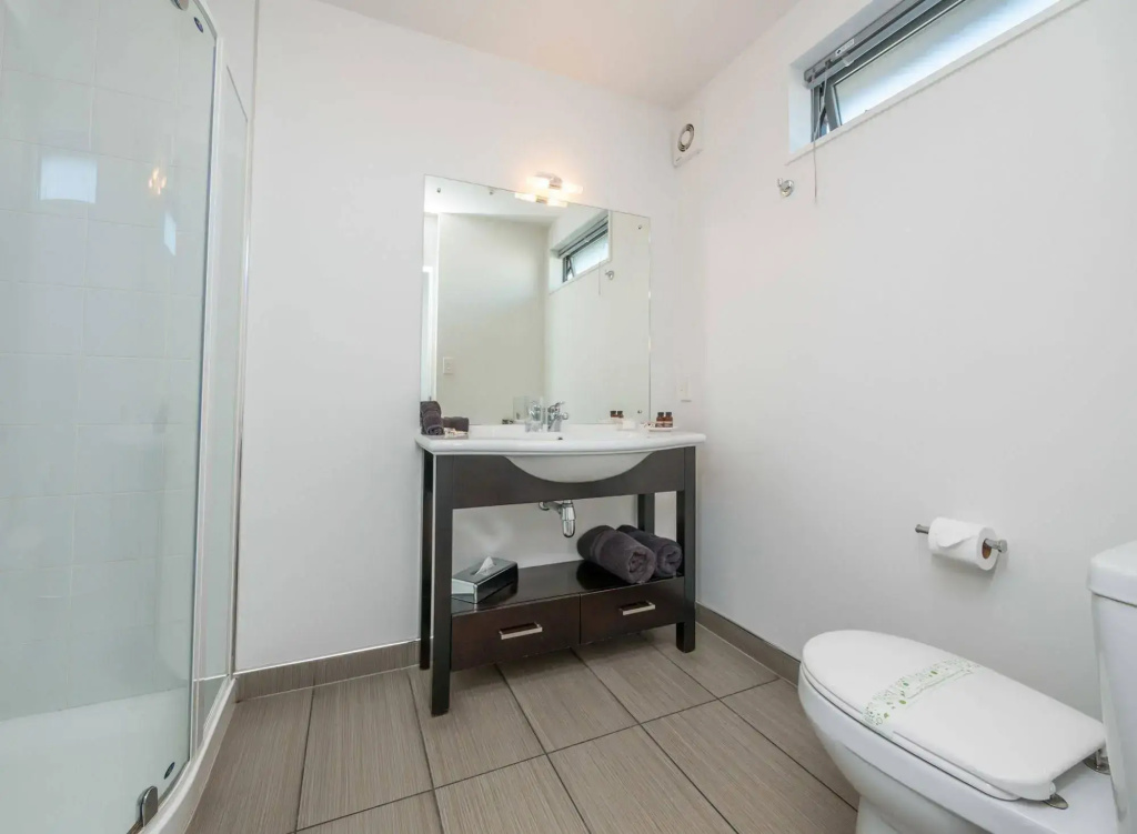 Bellano Motel Suites
