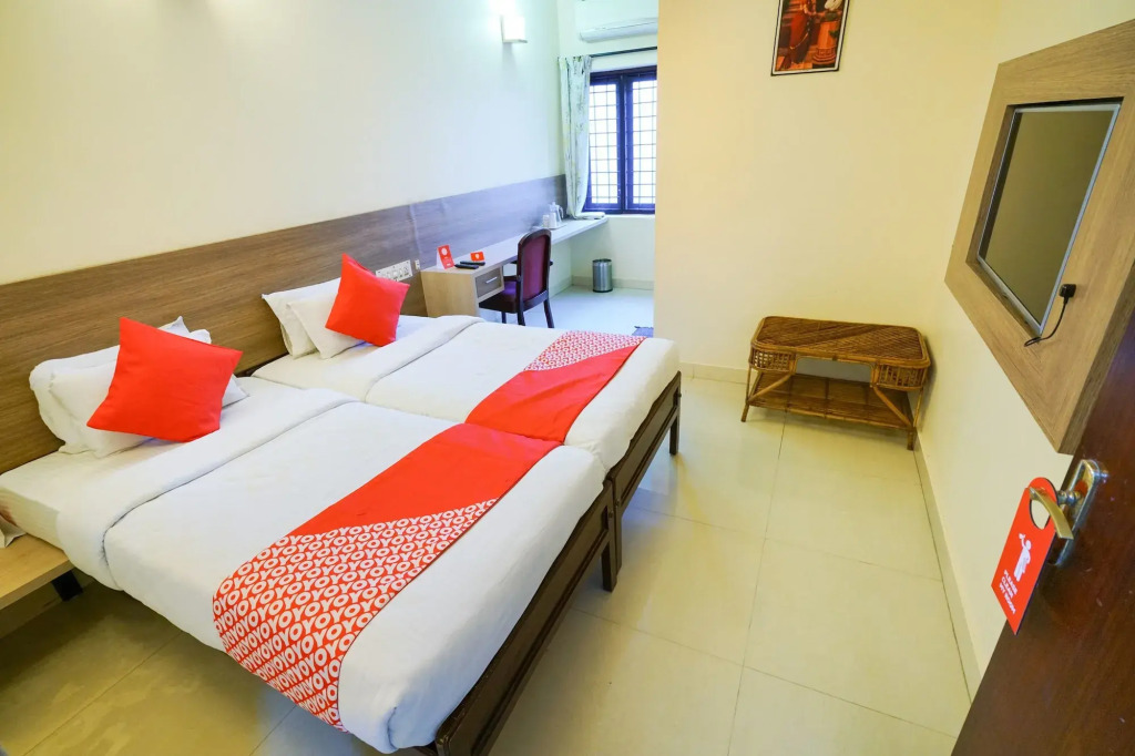 OYO 3633 Nanda Inn