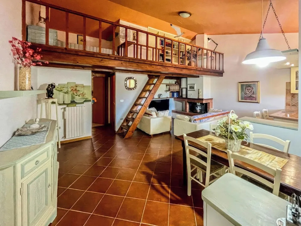 House 10 minutes by car from the beach