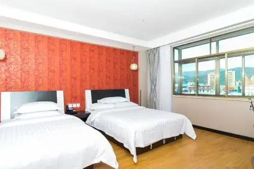 Yunshang Siji Chain Hotel Jinghong Manting Park