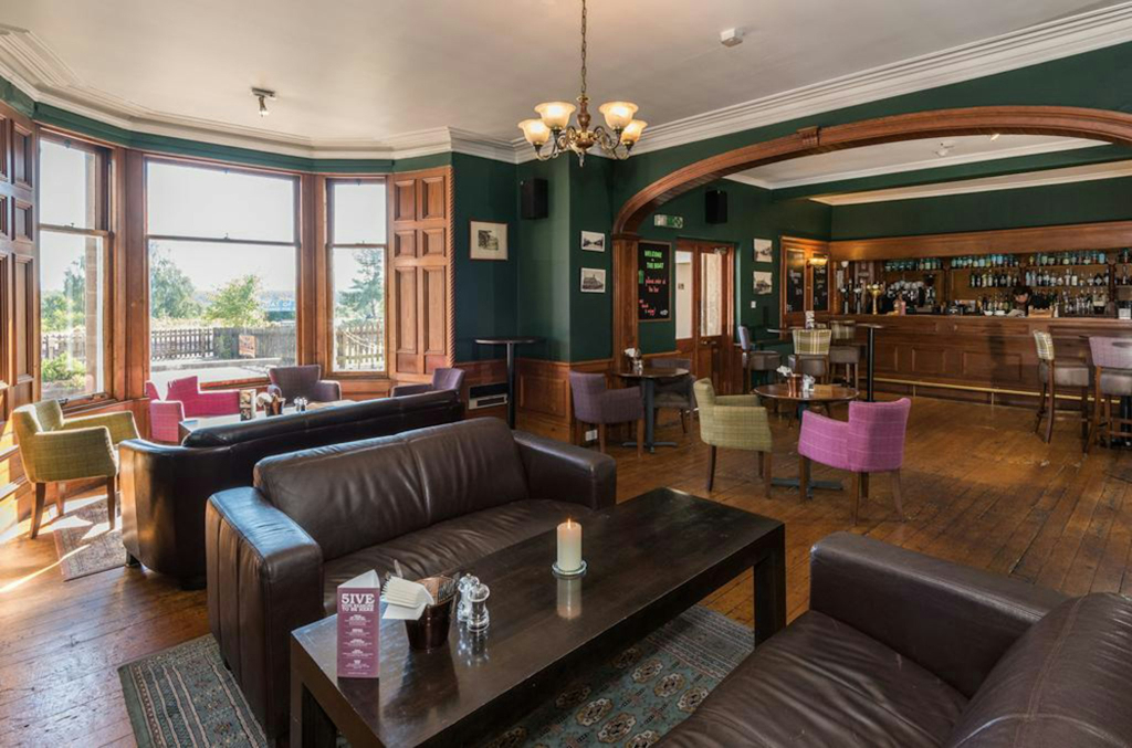 Boat Country Inn and Restaurant