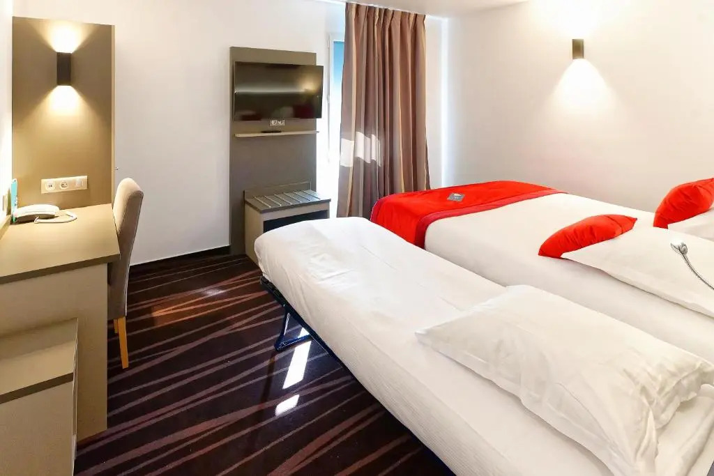 Hôtel AKENA Besançon