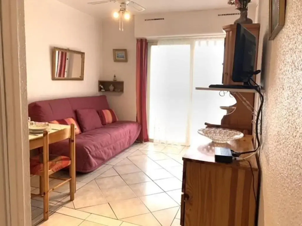 Appartement Balaruc-les-Bains, 1 pièce, 4 personnes - FR-1-503-16