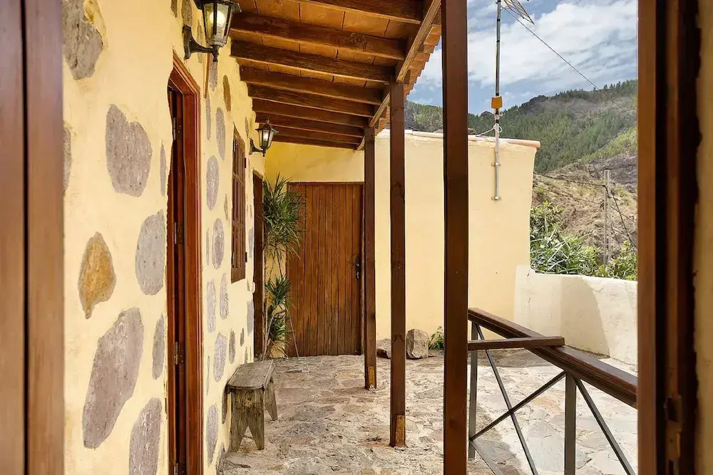 Rural House Pepita Flores