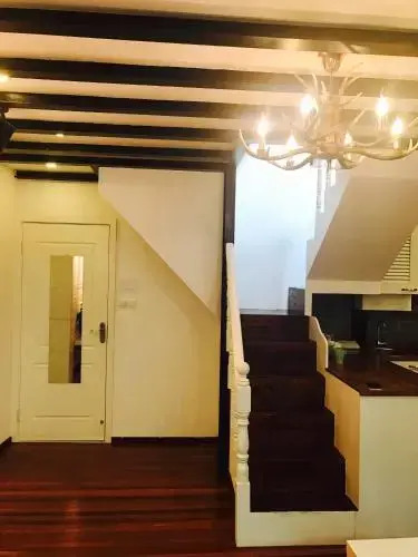 Old French Concession Old Lane Loft House