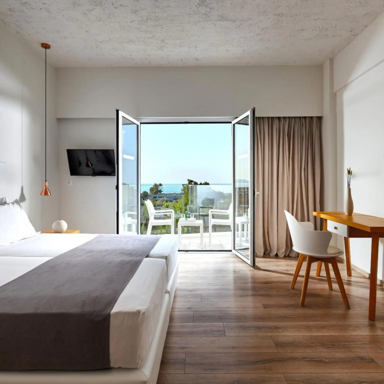 Vasia Royal Hotel