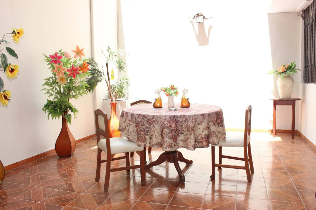Hostal Las Fresas Lima Airport