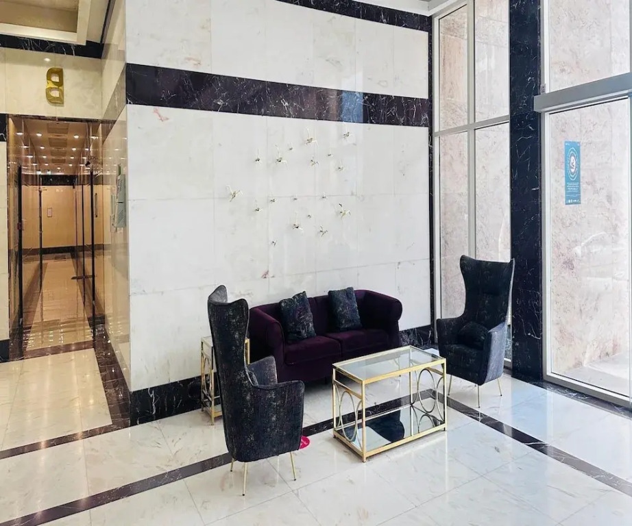 Modern 1BR w Pool and Parking At Roxana Residence