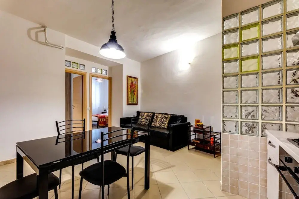 Modern 2 bed Flat in San Giovanni