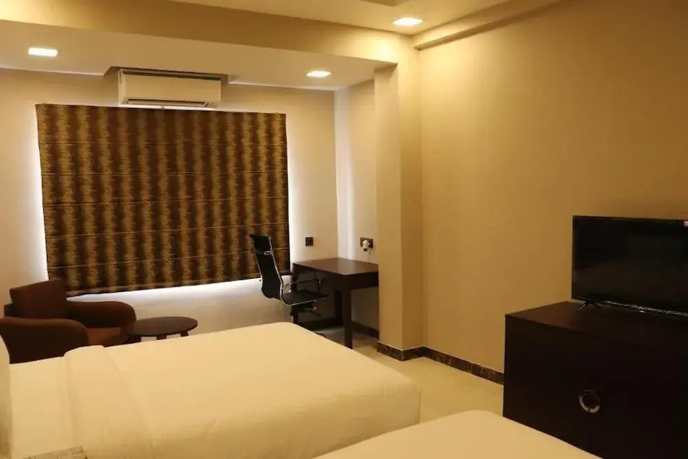 Mangal Grand Hotel