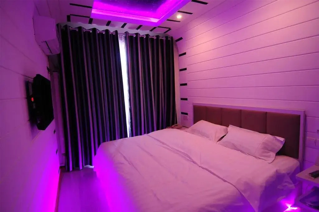 Ruier New Concept Express Hotel