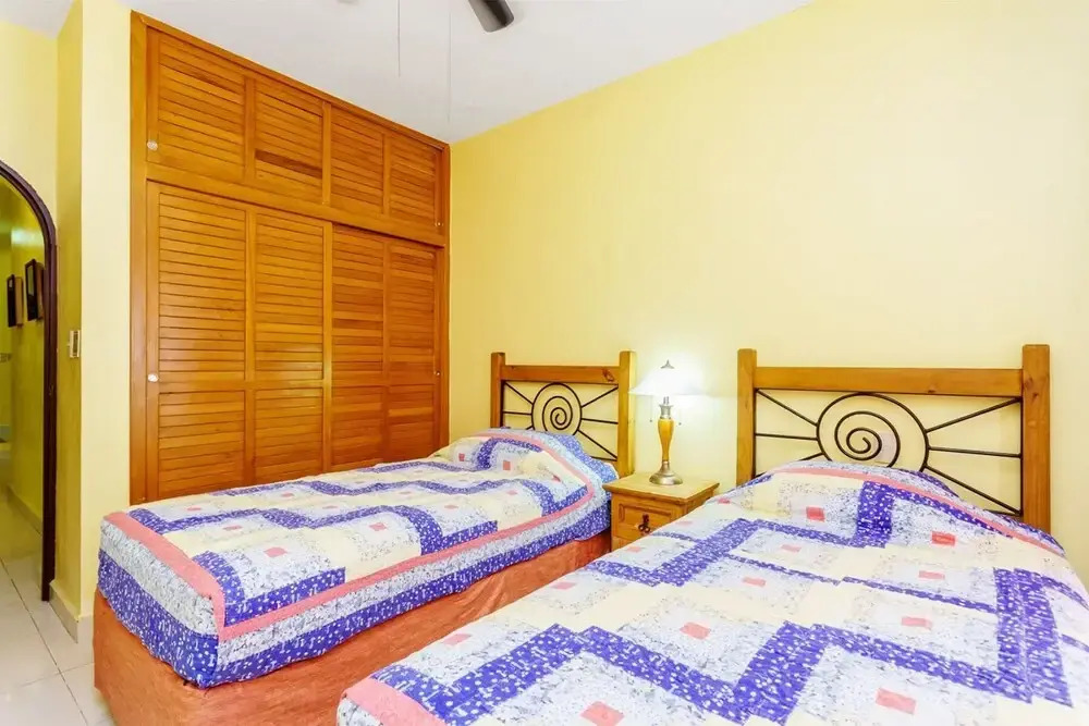 Private Villa with Pool, Golf, Patio & 5th Ave Access