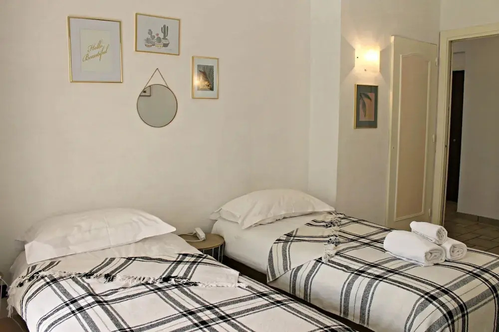 Viva Riviera Cosy 1 Bedroom with balcony