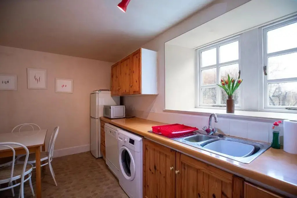 Traditional & Homely 2BD Cottage in Kemnay