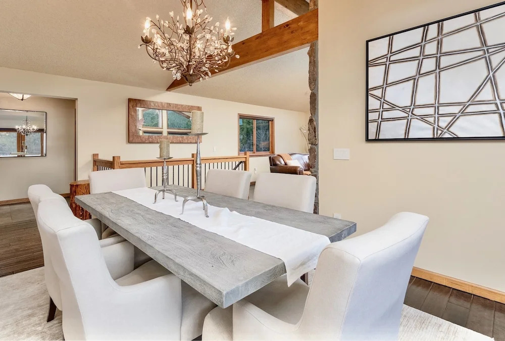 Alpenglow Vacation Home At Windcliff 4 Bedroom Home by RedAwning