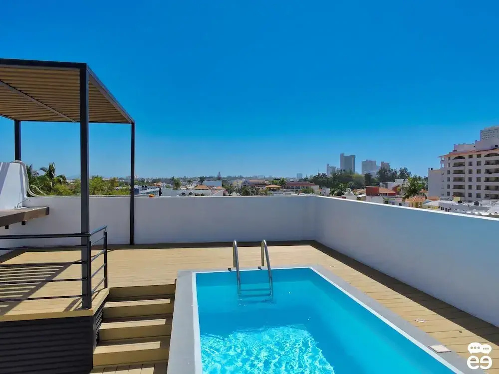Apartment With Roof Garden & Pool - L-6
