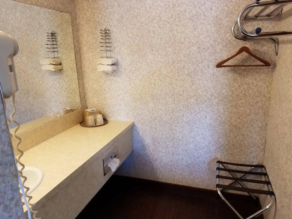 Heritage Inn