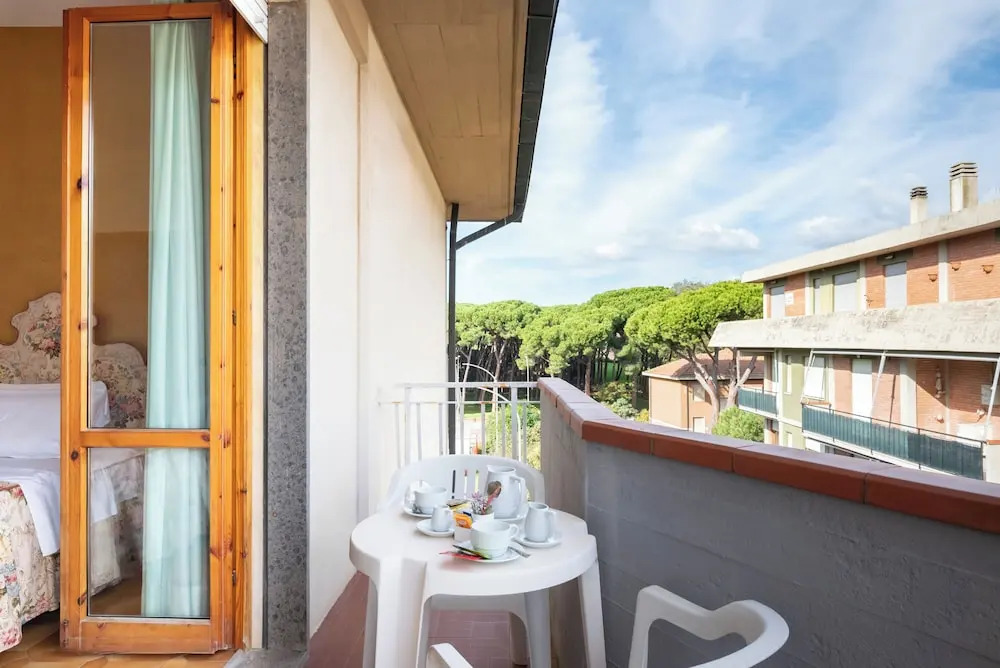 Hotel Parco dei Pini - 100mt dal Mare
