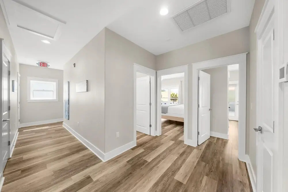 Pet Friendly Beach House - Marina View