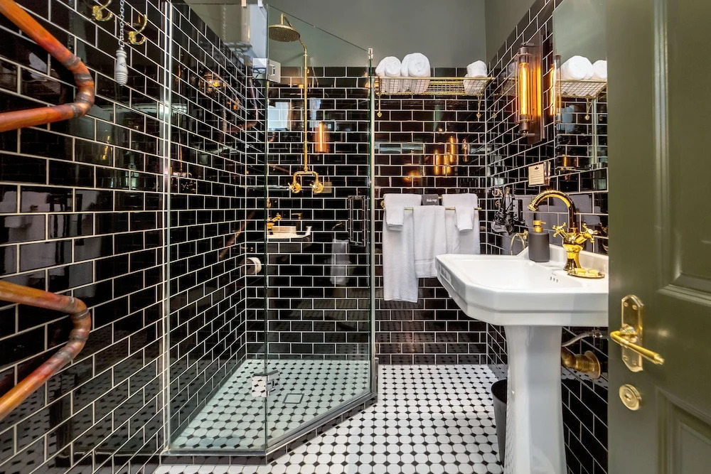 The Royal Hotel Featherston - Boutique Hotel