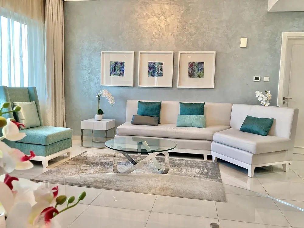 SuperHost - High-rise Chic Apt With Incredible Skyline Views