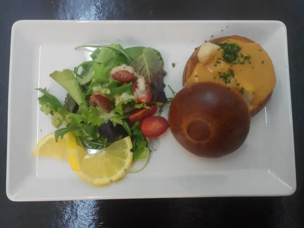 Logis Hotel Des Voyageurs Restaurant La Bonne TablHay