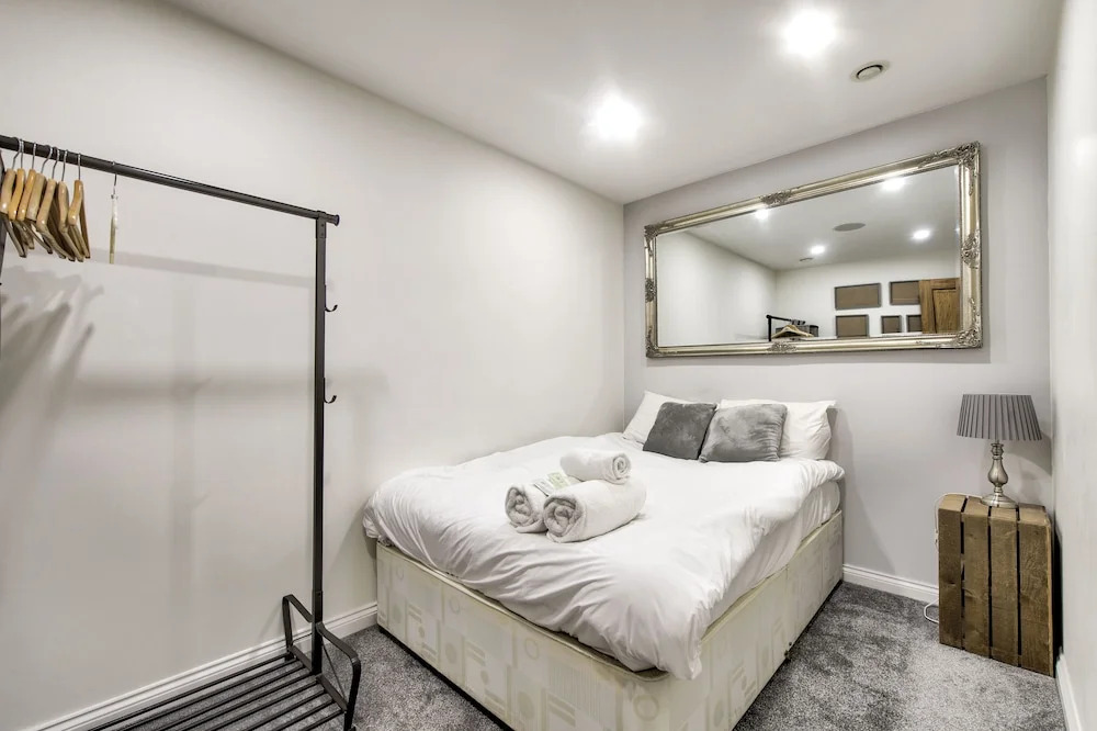 St Stephen Street Apartment