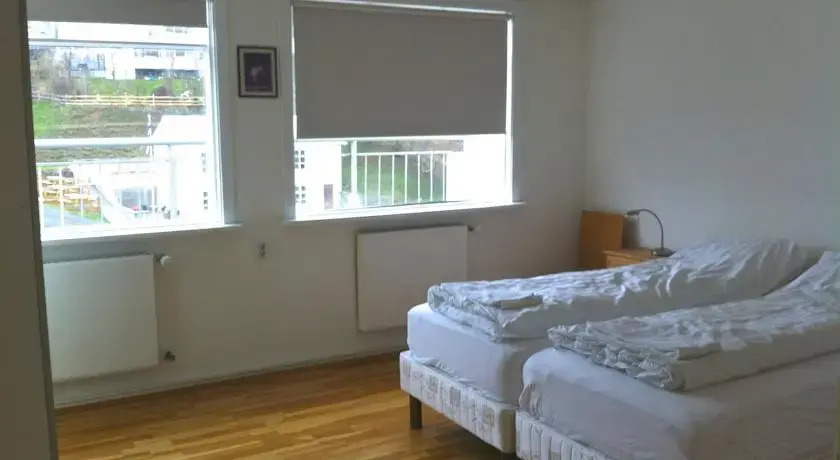 H104 Guesthouse