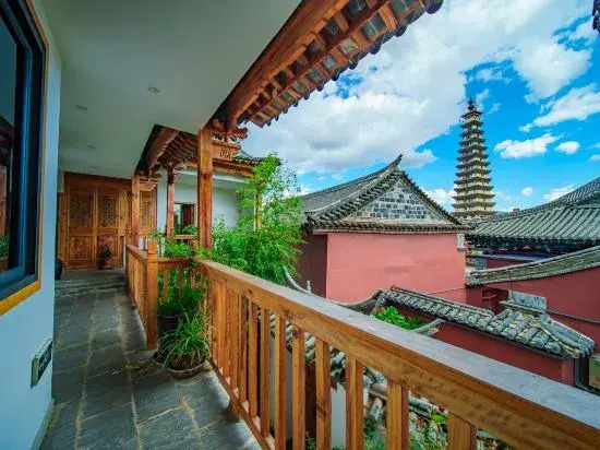 Huachengju View Guesthouse