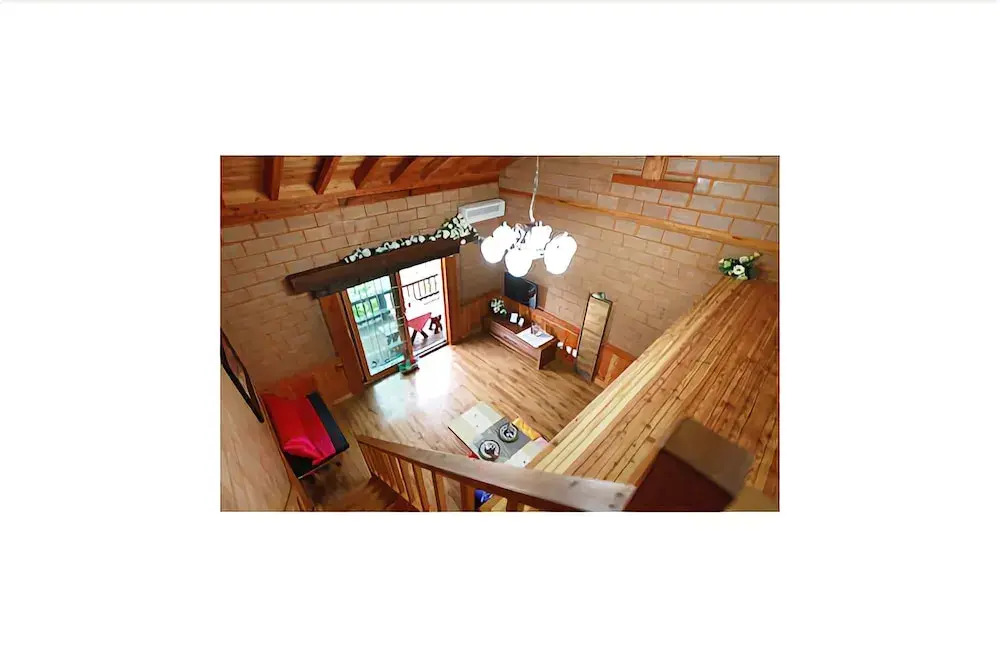 Yangyang Bidanhyang Komu Pension