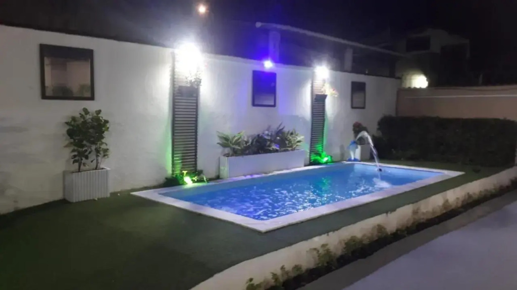 Casa com piscina Caraguatatuba 2
