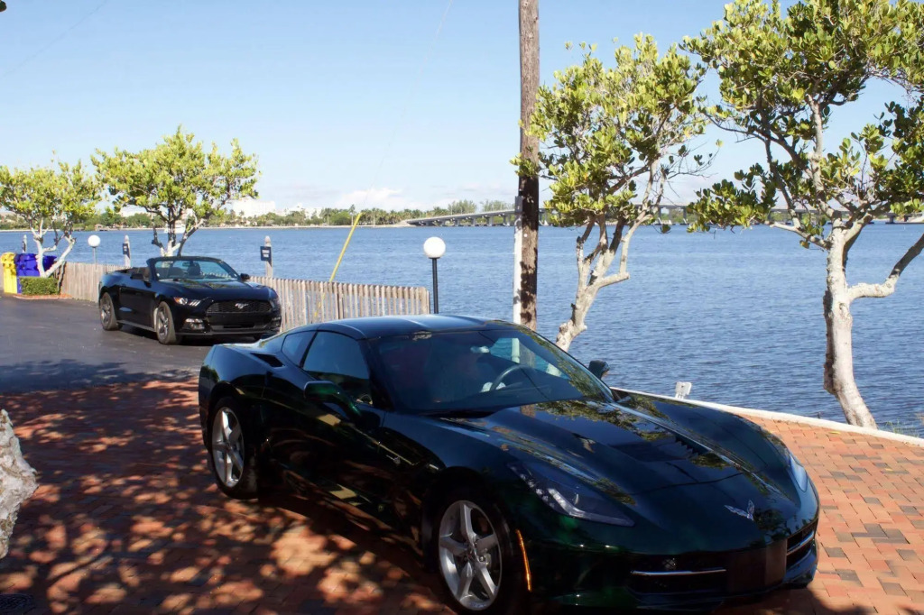 Palm Beach Waterfront Suites