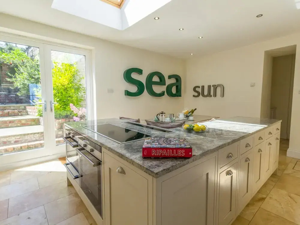 6 Sea Lane