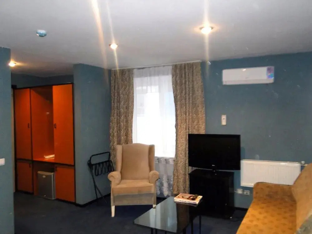 Hotel Caspian
