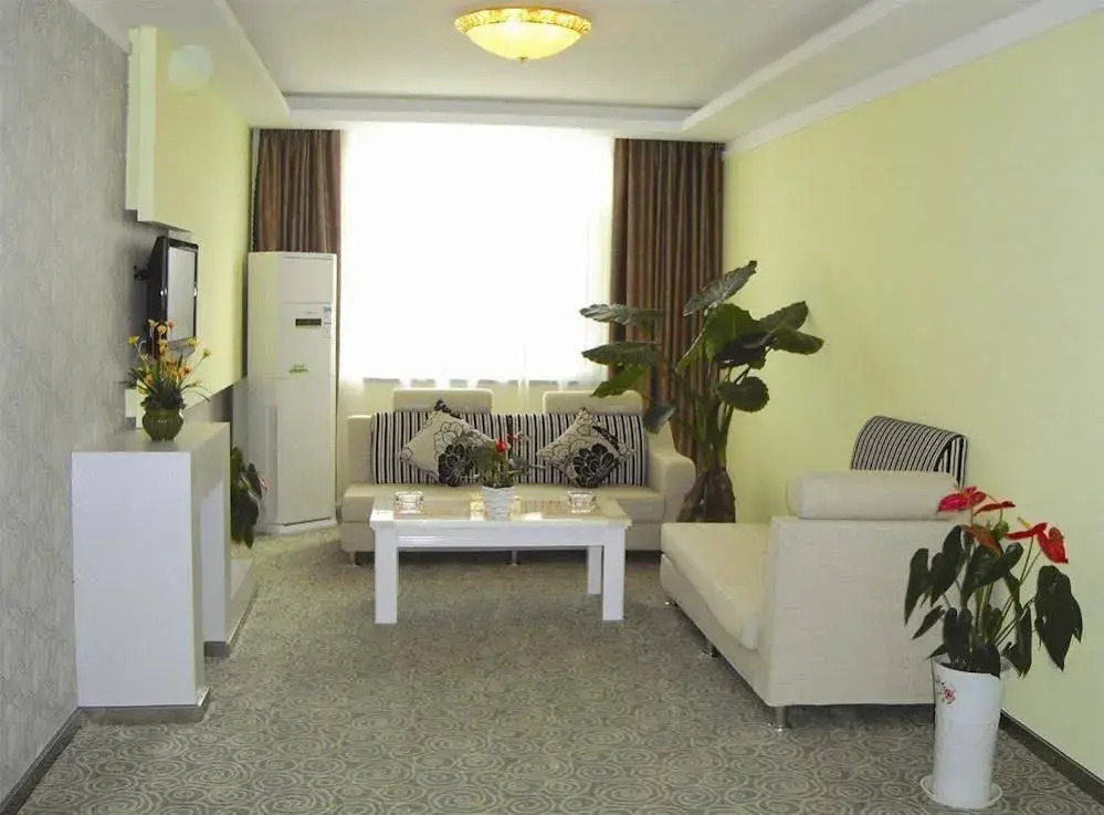 Jiaonan Jin Lan Business Hotel