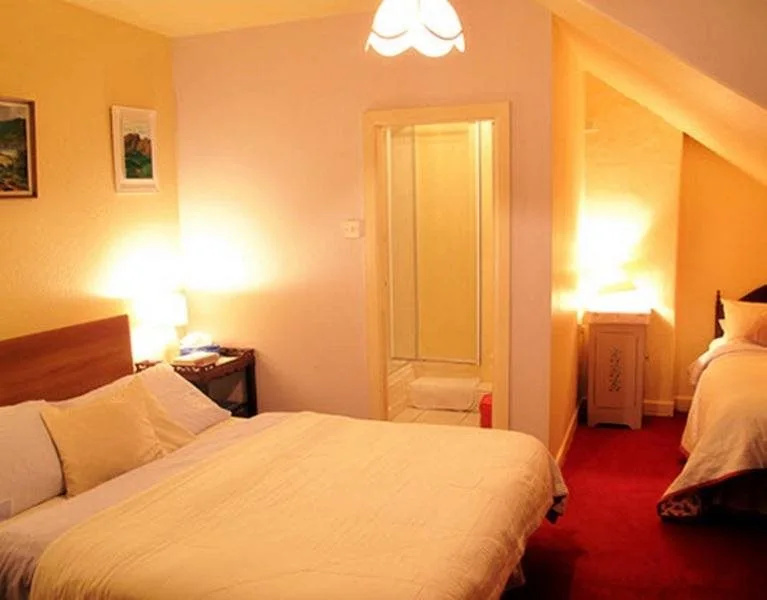 Higgin S B&B