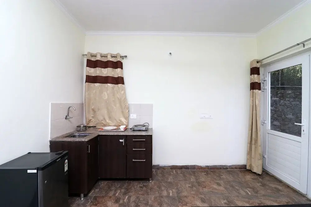 OYO 10771 Home 1BHK Valley View Naukuchiyatal