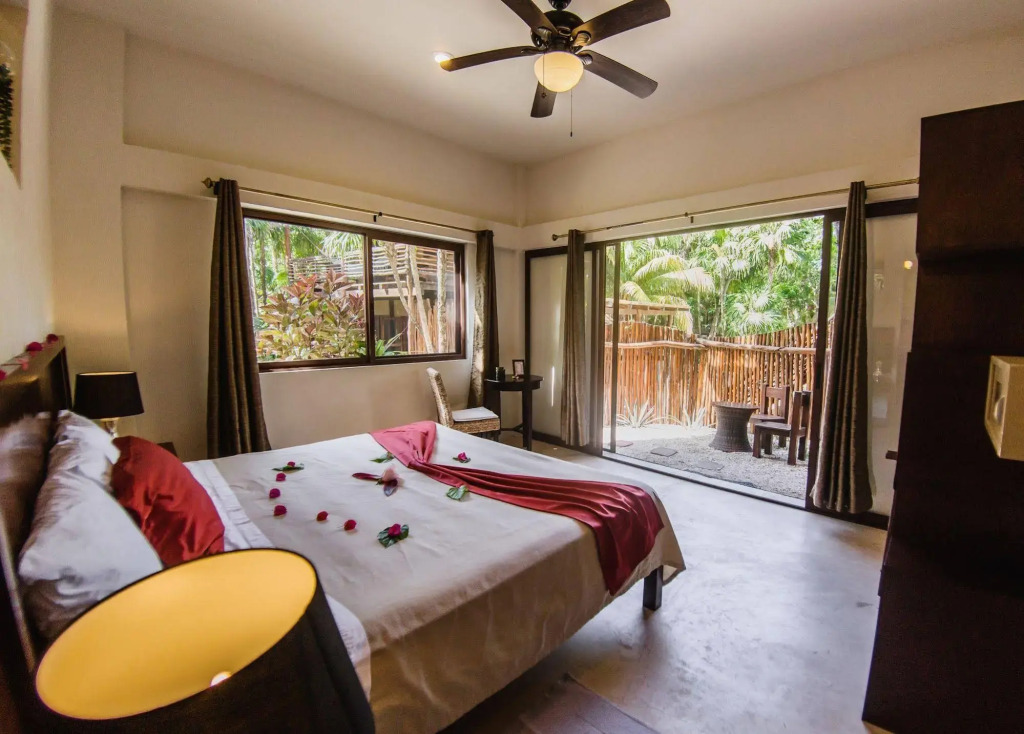 Отель Hip Hotel Tulum