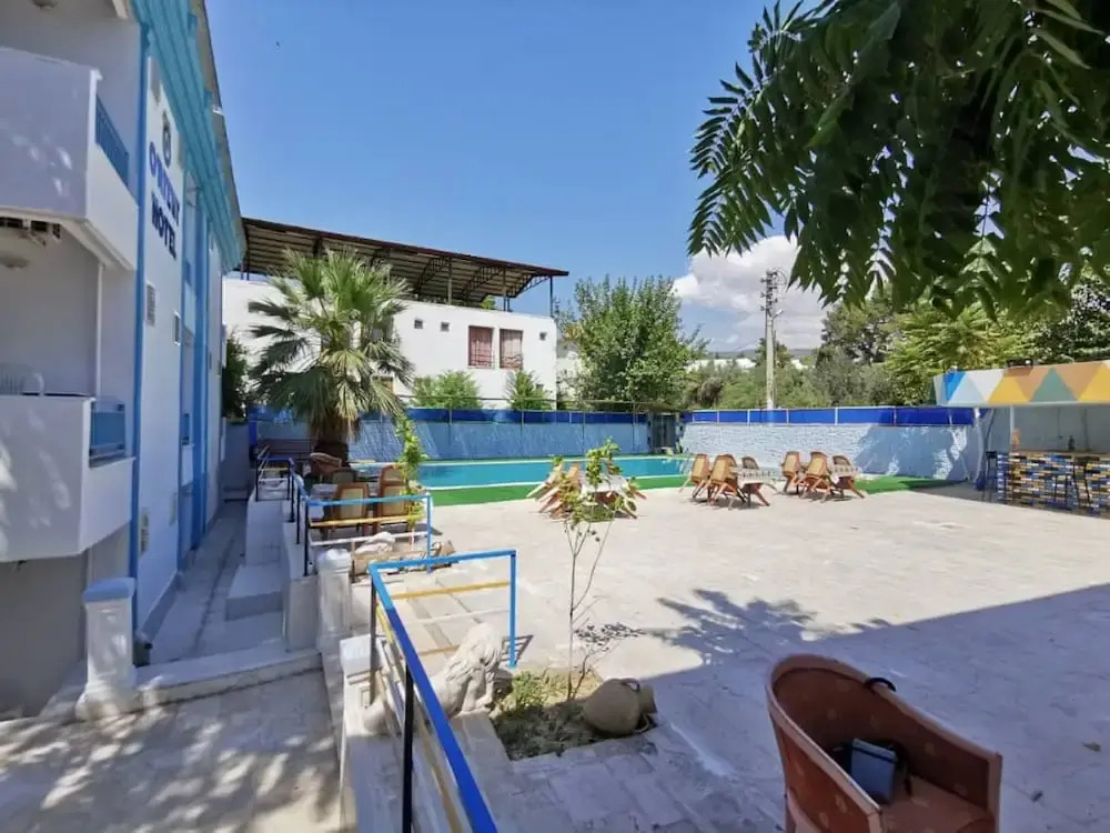 Ori̇ent Hotel