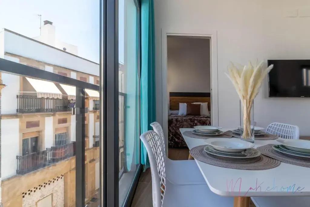 Ayamonte Market Suites by Ĥ