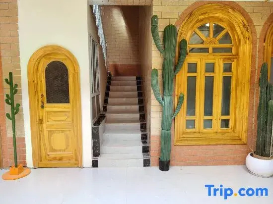 Jiangyun Hotel(The ancient city of Kashgar Scenic Area and the Grand Bazaar Store)