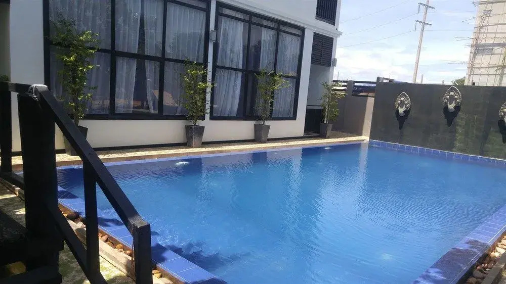 Lucky Zana Angkor Boutique