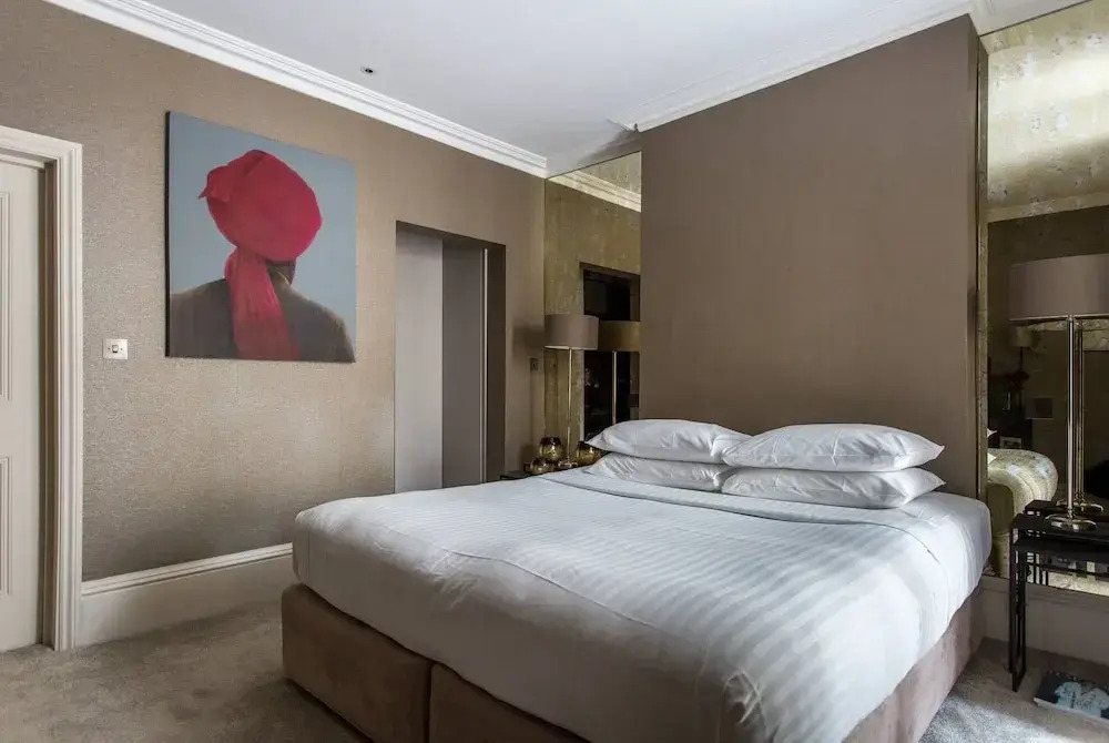 Nevern Square VIII by onefinestay