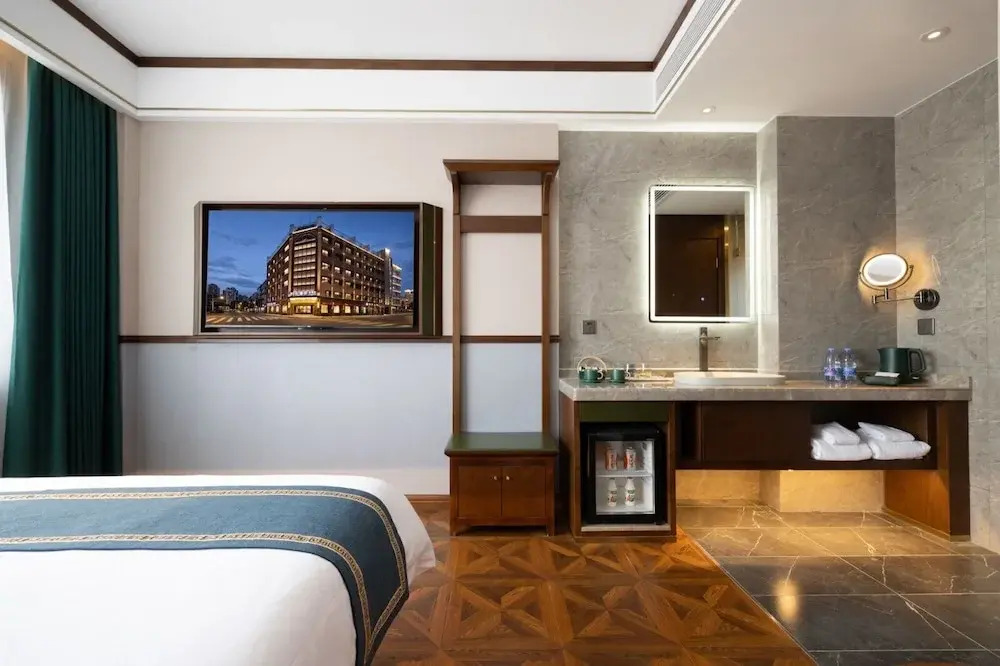 Nostalgia S Hotel(Shanghai Railway Station )
