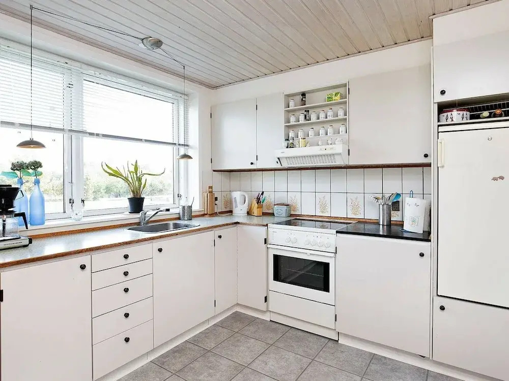 Vibrant Holiday Home in Syddanmark Near the Sea