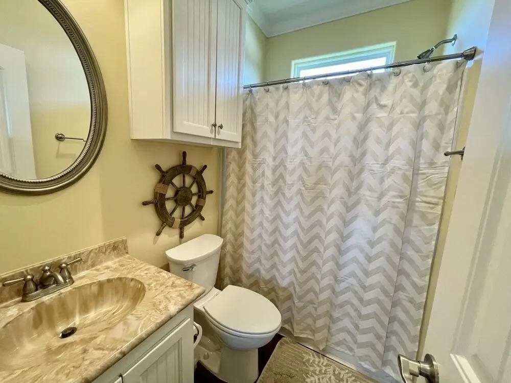 Beachy Beach 3 Bedroom Home by Redawning