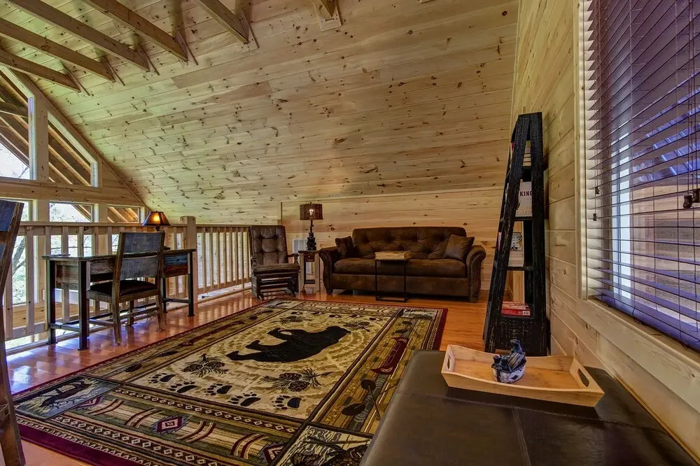 Incombearable Luxury 2 Bedrooms 2 Bathrooms Home
