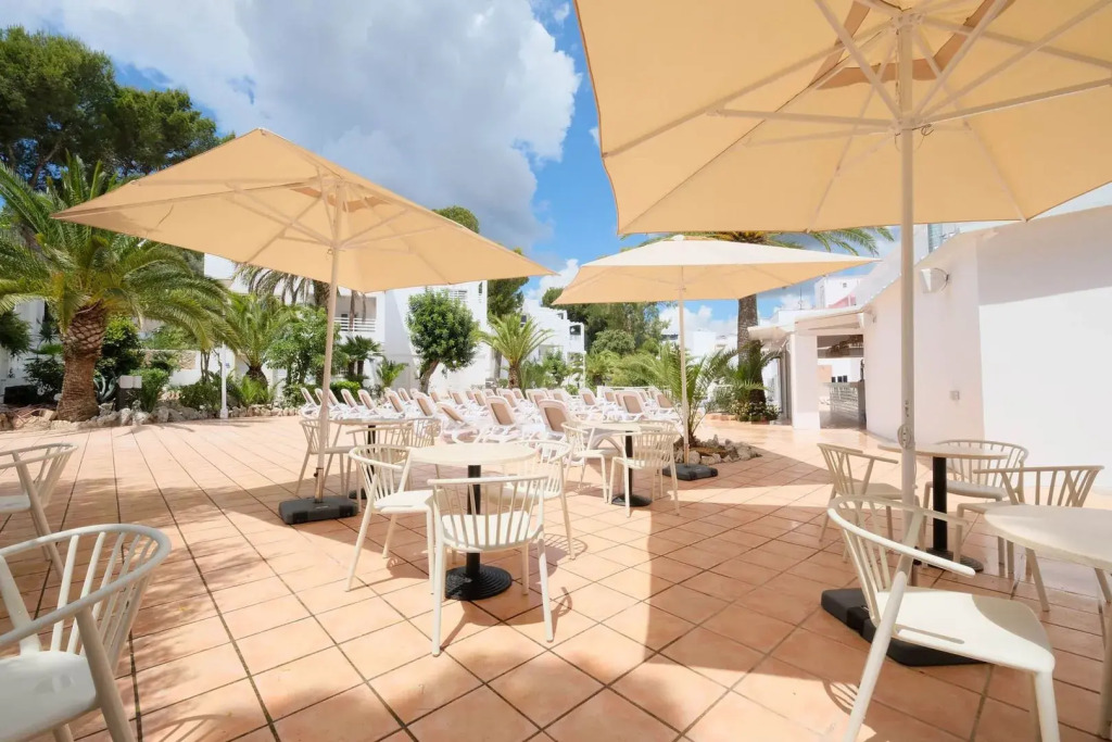 azuLine Hotel Palmanova Garden